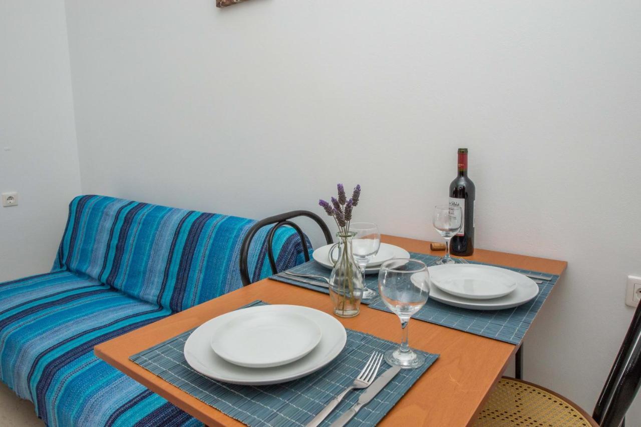 Lena'S Apartments Astrakeri Dış mekan fotoğraf