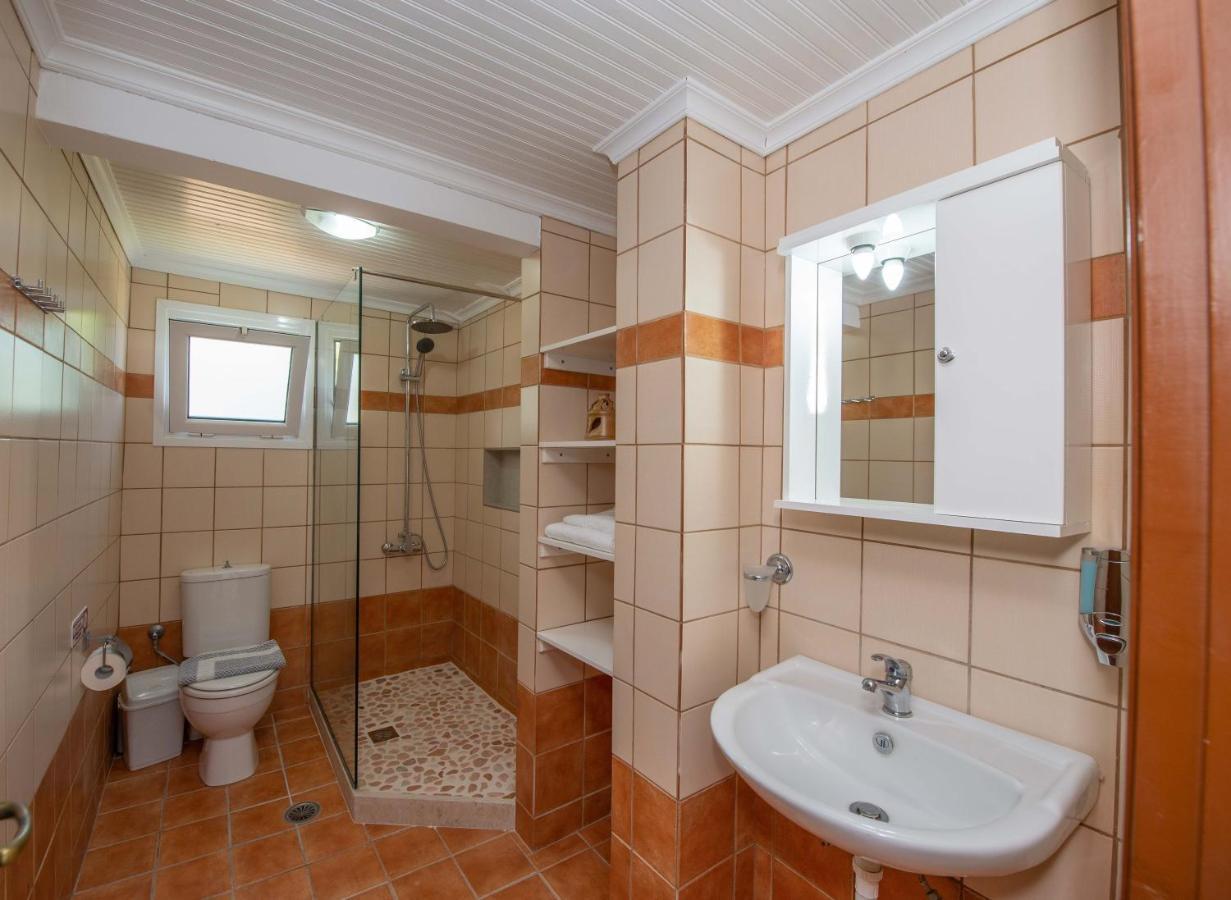 Lena'S Apartments Astrakeri Dış mekan fotoğraf